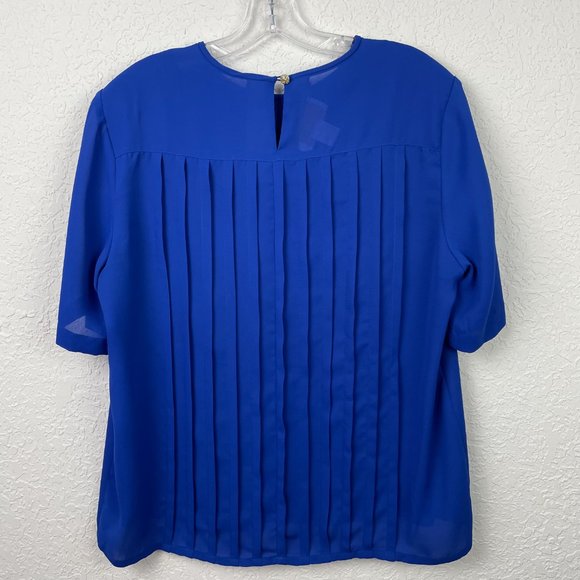 Vintage JORDAN Womans 12 Royal Blue Pleated Front Half Sleeve Button Back Blouse - Picture 4 of 9